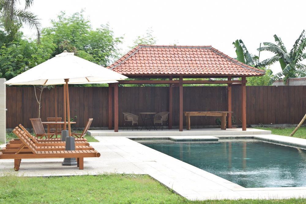 Villa Amari 2 มาตารัม ภายนอก รูปภาพ